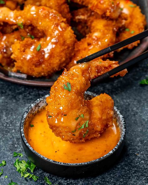 Indulge in the ultimate seafood experience with this easy Bang Bang Shrimp! Crispy, saucy and irresistibly delicious, it's a must-try dish! #bangbangshrimp #shrimprecipes #shrimp #recipe Movie Recipes Food, Crispy Food Recipes, Crispy Shrimp Recipes, Fancy Seafood Dishes, Prawn Meals, Shrimp Recipe Ideas, Saucy Food, Easy Bang Bang Shrimp, Shrimp Asian