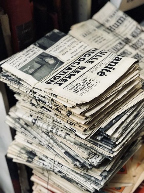 A stack of old newspapers | HD photo by Mr Cup / Fabien Barral (@iammrcup) on Unsplash Castlevania Wallpaper, Mr Cup, Yennefer Of Vengerberg, Old Newspaper, Gilded Age, Newsies, Informational Text, Printer Paper, Wax Paper