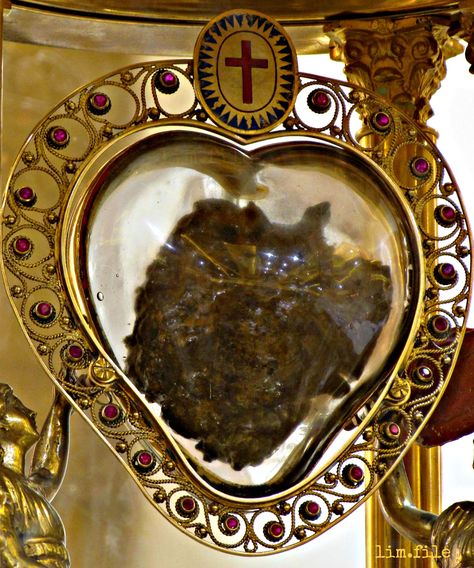 catholic relics | Heart Relic of St. Camillus Incorruptible Saints, Catholic Relics, 2k Wallpaper, Jesus Mary And Joseph, Catholic Art, Memento Mori, Religious Art, Sacred Heart, Catholic Church