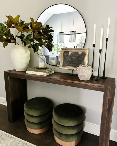 Entry Table With Picture Frames, Console Table Round Mirror, Front Entry Console Table Decor, Entrance Hall Table Ideas, Front Door Console Table Decor, Styling Entry Table, Entry Console Styling, Mirror And Console Table Ideas, Hall Console Table Ideas