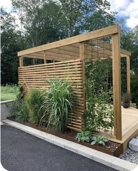 Small Garden Shed, Garden Privacy Screen, Garden Privacy, Back Garden Design, Backyard Privacy, Entrance Interior, Small Hallway, Garden Area, Outdoor Gardens Design