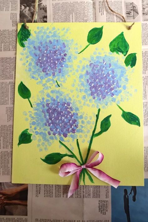 Have Fun Painting Hydrangeas With Bubble Wrap! | Hometalk Art With Bubble Wrap, Bubble Wrap Painting, Painting Hydrangeas, Painted Feature Wall, Bubble Wrap Art, Light Green Paint, Hydrangea Painting, Bubble Painting, Colorful Paintings Acrylic