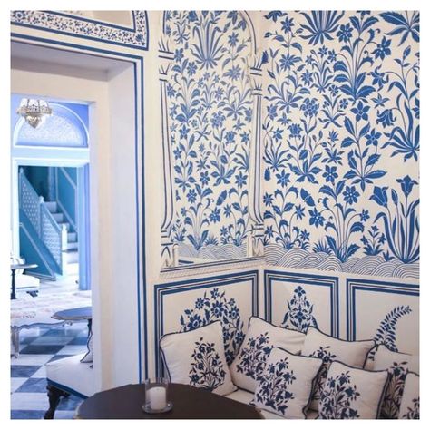 Home Ceiling Design, Bar Palladio, Indian Interior Design, Ceiling Design Ideas, Indian Interiors, Blue White Decor, Indian Architecture, Palace Hotel, Indian Decor