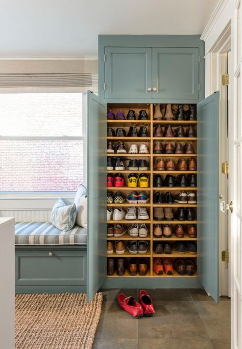 Say goodbye to shoe clutter and hello to seamless style. Ingenious ideas for maximizing space, from built-in shelves to sleek cubbies and clever compartments. Whether you have a small entryway or a spacious mudroom, these stunning storage solutions will keep your family's footwear in perfect order. #mudroommakeover #shoestorage #organizedliving" Storage Ideas For Small Rooms, Mudroom Remodel, Mudroom Organization, Mudroom Entryway, Mudroom Decor, Mudroom Laundry Room, Mud Room Storage, Mudroom Design, Entrance Modern