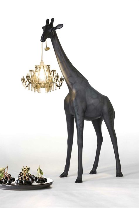 https://www.boredpanda.com/giant-giraffe-chandelier-lamp-marcantonio-qeeboo/?utm_source=facebook Giraffe Lamp, Indoor Floor Lamps, Dimmable Floor Lamp, Pink Giraffe, Outdoor Chandelier, Teddy Boys, Outdoor Floor Lamps, Contemporary Floor Lamps, Black Table Lamps