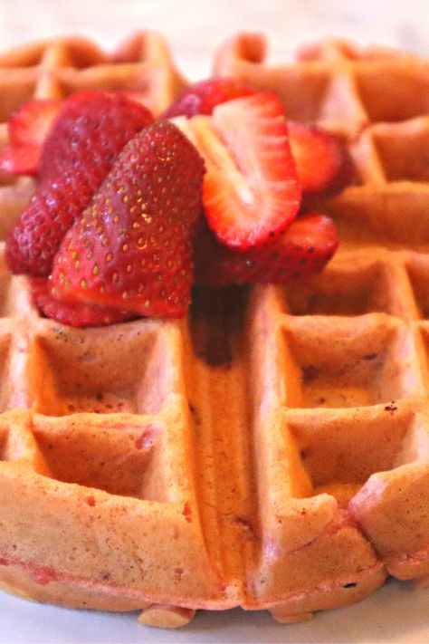 This strawberry waffles recipe relies on a quick stovetop strawberry jam for a concentrated, gooey, strawberry swirl of flavor. Strawberry Waffles Recipe, Eggo Waffle Recipe, Bisquick Waffle Recipes, Bisquick Waffles, Classic Waffle Recipe, Crispy Waffles, Oatmeal Waffles, Belgium Waffles, Egg Waffle