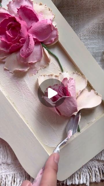 June on Instagram: "Embossed flower texture hand painting" Flower Texture Art, Textured Flower Art, 3d Flower Painting, Paintings Techniques, Embossed Painting, 3d Texture Painting, Pour Painting Techniques, Emboss Painting, Pour Paintings