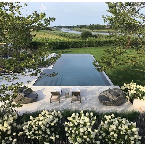 Ashley Stark Kenner on Instagram: “The perfect spot to end the day.  By @ed_hollander via @riverwoodbuildingcompany   • • • •  •  #backyard #backyardgarden #backyarddesign…” Limelight Hydrangea, Body Of Water, Design Exterior, Garden Pool, Outdoor Swimming, Pool Landscaping, Custom Home Builders, Outdoor Swimming Pool, Pool Designs