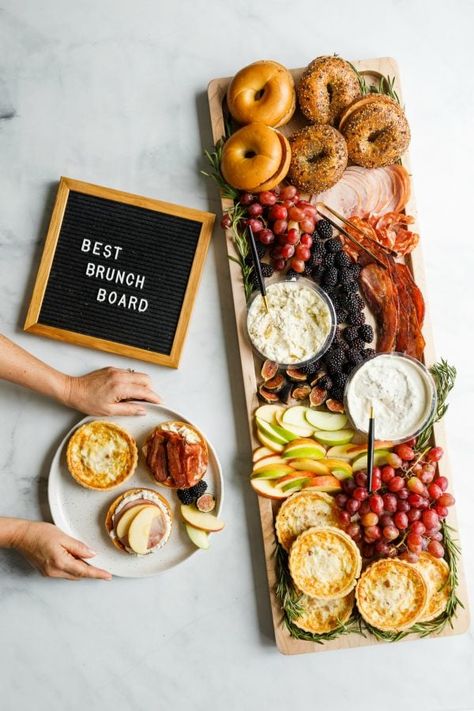 Brunch Boards Ideas, Breakfast Charcuterie, Bagel Dip, Brunch Board, Valentines Breakfast, Salted Caramel Cheesecake, Breakfast Platter, Brunch Spread, Brunch Table