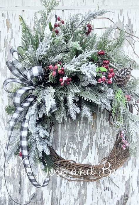 Farmhouse christmas mantle