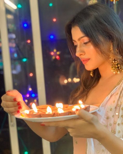 Aparna Dixit on Instagram: “It was indeed a Happy Diwali. ✨ Thankyou all..my friends, family, fanmily for lighting up my life.! . . Jewellery @rimayu07 Skirt…” Festive Photography, Aparna Dixit, Pre Shoot, Diwali Photography, Diwali Pictures, Diwali Photos, Photo Stills, Photo Arts, Beautiful Night Images