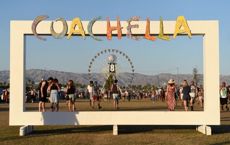 Coachella Party Theme, Coachella Party Ideas, Coachella Tickets, Coachella Theme, Coachella Birthday, Event Booth Design, Coachella Party, Coachella 2019, Event Booth