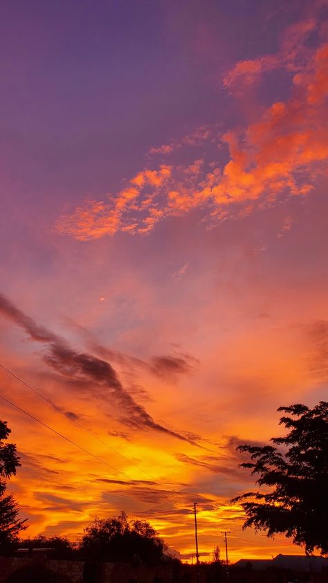 Beautiful Sky Pictures, Sunrise Pictures, Fotografi Digital, Sky Photography Nature, Sky Pictures, Fotografi Alam Semula Jadi, Pretty Landscapes, Sky Photos, Sunset Wallpaper