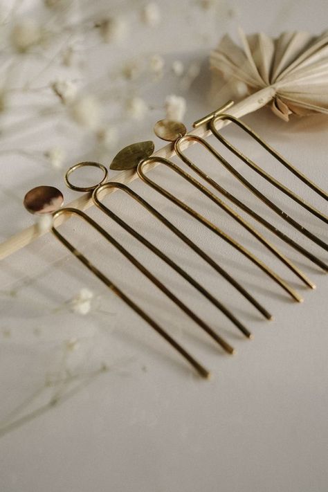 Atelier Aesthetic, French Hair Pins, Hair Accessories Silver, Brass Hair Pin, Minimalist Hair Accessories, Disco Wedding, Minimalist Hair, Silver Hair Pin, Simple Texture