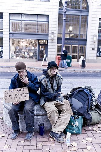 Homeless youth on the streets of downtown Portland, Oregon Homeless Grunge, Homeless Aesthetic, Rent Costumes, Downtown Portland Oregon, Kody Brown, Poverty And Hunger, Animated Clothes, Sister Wives, Downtown Portland