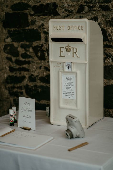 Welcome And Gift Table Wedding, Cards Wedding Holder, Mailbox Guest Book, Post Box Wedding, Creative Card Box Wedding, Luggage Card Box Wedding, Gift Station Wedding, Wedding Card Post Box Ideas, Wedding Gift Station