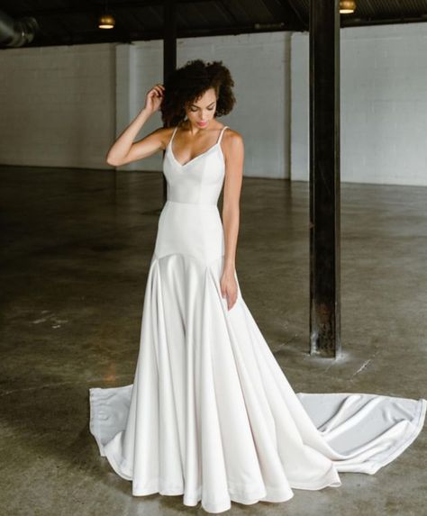 Funky Wedding Dress, Tara Latour, Pleated Wedding Dresses, Drop Waist Gown, Color Wedding Dress, Drop Waist Wedding Dress, Minimalist Gown, Minimal Wedding Dress, Rose Williams