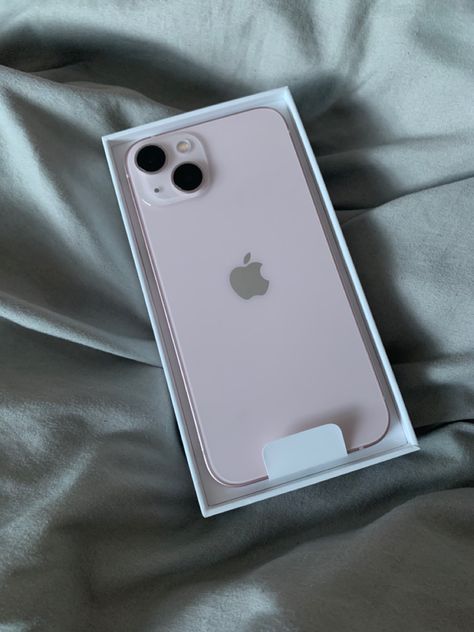 Iphone Pink, Desain Buklet, Me And My Friends, Produk Apple, Accessoires Iphone, Iphone Obsession, Iphone Cases Cute, Pretty Iphone Cases, Iphone Organization