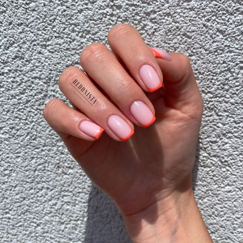 Short French Orange Nails, French Color Nails Square, Short Square Nails Ideas Orange, Square Nails With Colored Tips, French Mani Square, Peach Color French Tip Nails, Short Square Orange French Tips, Square Tipped Nails, French Manicure With Orange Tips