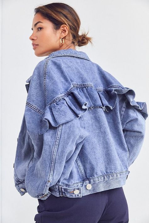 BDG Ruffle Denim Trucker Jacket Ruffled Denim Jacket, Ropa Upcycling, Diy Jeans, Jean Jacket Outfits, Ruffle Jacket, Black Jeans Outfit, Denim Inspiration, Denim Trucker Jacket, Denim Ideas