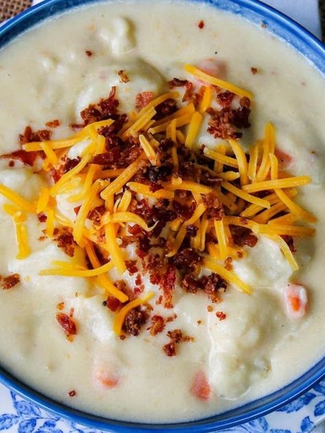 Just A Pinch Recipes Potato Soup Copycat, Simple Potato Soup, Hash Brown Potato Soup, Baked Potato Soup Easy, Slow Cooker Potato, Baked Potato Soup Recipe, Slow Cooker Potato Soup, Slow Cooker Potatoes, Hearty Soup Recipes