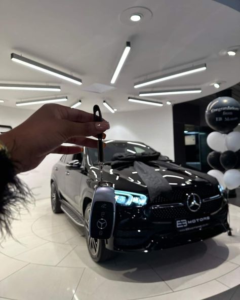 New Car Aesthetic Mercedes, Nice Cars For Women Black, Mercedes Vision Board, Dream Car Women, Car For Vision Board, 2024 Mercedes Benz Gle, Cars For Vision Board, 2024 Vision Board New Car, Mercedes Gle Interior