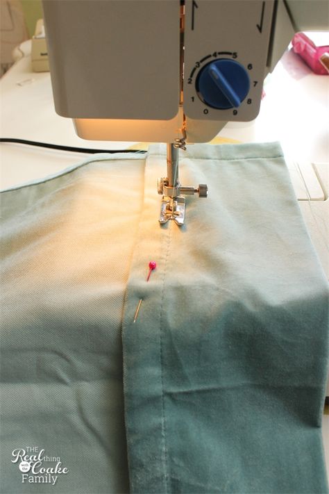 Hem Curtains Easy, How To Hem Curtains With Sewing Machine, Hemming Curtains, Shorten Curtains, Hem Curtains, How To Hem Curtains, Curtains Without Sewing, Small Curtains, Original Hem