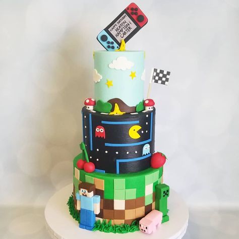 Gamer Birthday Cake, Video Game Cake, Gamer Cake, Arcade Birthday Parties, Game Cake, Video Game Cakes, Huge Cake, 13 Birthday Cake, Video Games Birthday Party