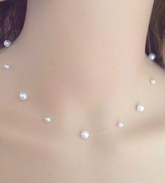 Choker Diy, Easy Diy Fashion, Diy Pearl Necklace, Floating Pearl Necklace, Diy Choker, Easy Fashion, Diy Jewelry Necklace, Floating Necklace, Pearl Necklace Vintage