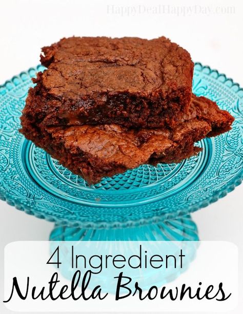 4 ingredient Nutella Brownies - never tried it this way with one bonus ingredient! Nutella Brownies Recipe, 3 Ingredient Nutella Brownies, Easy Nutella Brownies, Desserts Nutella, Nutella Recipes Brownies, Nutella Brownie, Nutella Fudge, How To Make Brownies, Nutella Desserts