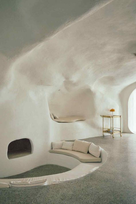 Cave Interior, Mediterranean Holiday, Driftless Area, Cave House, Fashion Landscape, Cob House, Front Patio, Dome House, Boho House