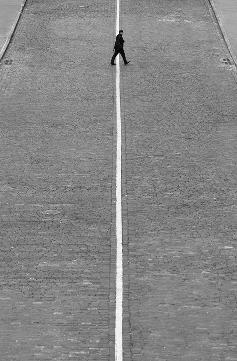 "Border" - fot. Marcin Ryczek (photo taken in Kiev, Ukraine - beside Maidan Nezalezhnosti) #urbanphotography Carlos Castaneda, Line Photography, Black Monochrome, Antony Gormley, Minimal Photography, Cicely Mary Barker, Kiev Ukraine, David Hockney, A Lone