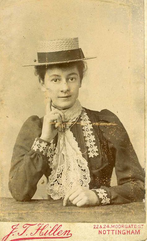 Woman in Boater Straw Boater Hat, Straw Boater, Victorian Hats, Antique Hats, Hat Stores, Victorian Costume, Boater Hat, Fancy Hats, Steampunk Design