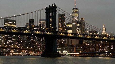 Nyc Notion Header, New York Cover Photo, Pfp And Cover Photo Layout, Old Money Computer Wallpaper, City Background Laptop, New York Twitter Header, Plain Computer Wallpaper, 800 Pixels By 200 Pixels Wallpaper, Night City Header