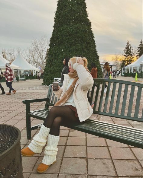 Winter Aesthetic Earmuffs, Cute Winter Outfits Leg Warmers, Snow Skirt Outfit, Blonde Winter Outfit, Canada Fashion Winter, Timberland Skirt Outfits, Winter Scarf Outfit Ideas, Let Warmers Outfits, Winter Earmuffs Outfit