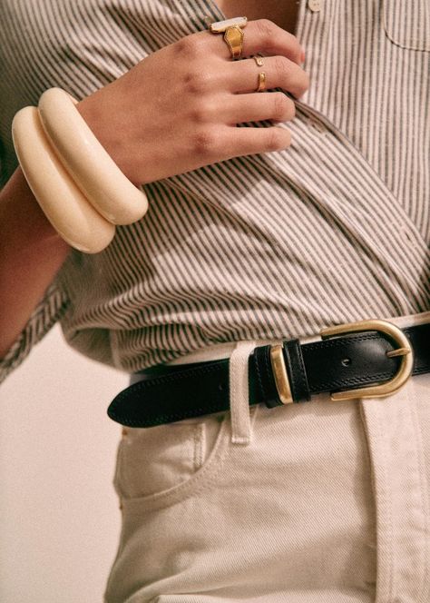 Taylor Belt - Smooth Sand - Sézane Sezane Belt, Photographer Ideas, Trendy Belts, Natural Heritage, Brand Board, Natural Tan, Leather Belts, Vegetable Tanned Leather, Parisian Style