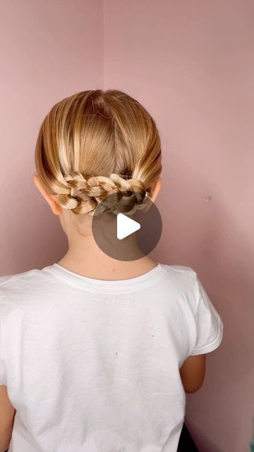 Low Easy Hairstyles, Princess Anna Hairstyle, Wedding Hairstyles For Little Kids, Easy Hair Dos For Kids, Braids For Girls Kids Easy Hairstyles, Easy Girl Updos Daughters, Girls Hair Updos Easy, Dance Buns Hairstyles, Curly Hairstyles For Kids Easy