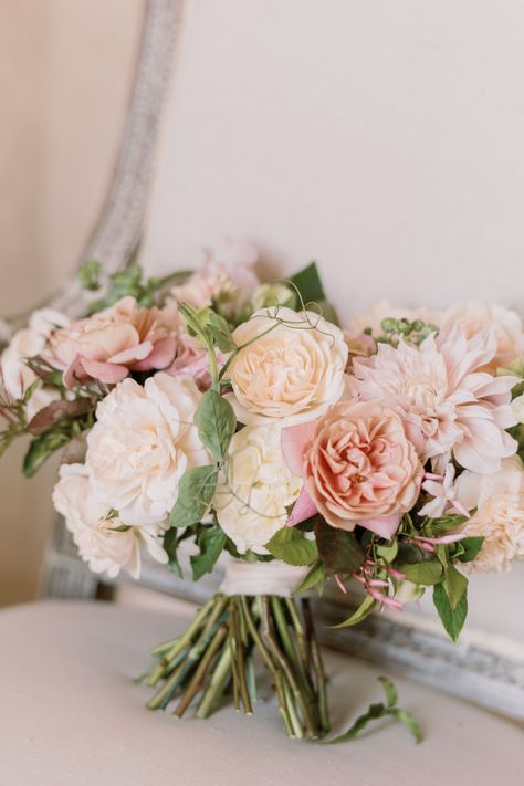 Italian inspired rustic yet elegant wedding inspiration at Sunstone Winery Elopement | Santa Ynez Wedding Inspiration Winery Elopement, Sunstone Winery, Santa Ynez Wedding, Italian Inspired Wedding, Pink Weddings, Santa Ynez Valley, Low Centerpieces, Elegant Wedding Inspiration, Private Wedding