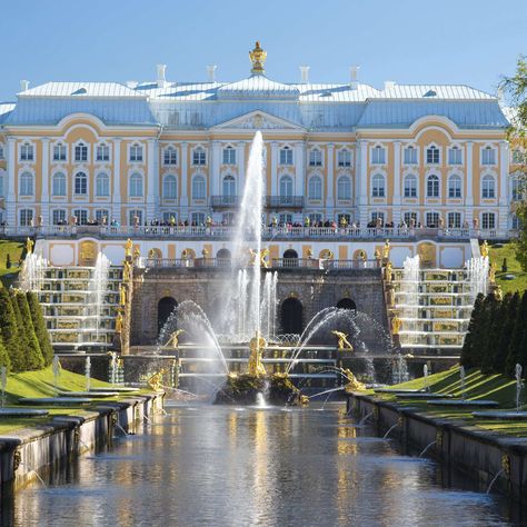 Romanov Castle, Russia Palace, Russian Baroque, Russian Castle, Russian Mansion, Winter Palace St Petersburg, Russian Palaces, Romanov Palace, Mansion Designs