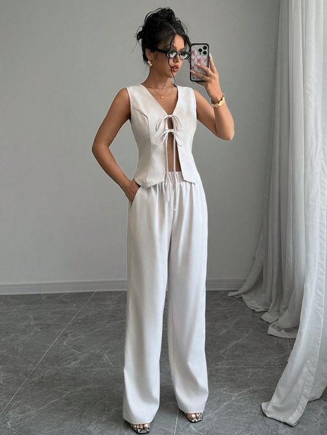 2 pièces Ensemble femme Top sans imprimé de unicolore et pantalon long, ensemble Blanc Casual    Unicolore  Pas de l'extensibilité  Women Clothing, size features are:Bust: ,Length: ,Sleeve Length: White Two Piece Outfit, Wedding Vest, White Pants Outfit, White Two Piece, Suit White, 70s Inspired Fashion, Pants Suit, Fashion 2024, 70s Inspired