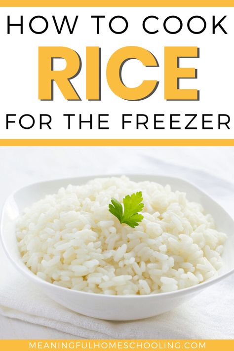 Freezing Rice How To, Freezing Rice, Freezing Cooked Rice, Freezer Casseroles, Freezer Breakfast Meals, How To Reheat Rice, Freezer Meal Planning, Cook Rice, Easy Freezer Meals