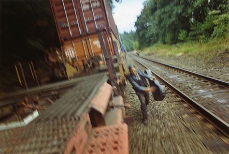 Photos Of Freight Train Hoppers - Business Insider Hobo Train Hopping, Train Hopping Aesthetic, Hobo Aesthetic, Train Hopping, Runaway Train, Paradise City, The Boogeyman, On The Train, American Travel