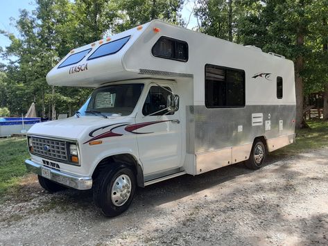 Rebuilding Class C Cabover Bunk with Pictures Class C Rv Remodel, Motorhome Remodel, Camper Trailer Remodel, Class C Rv, Camping Needs, Cab Over, Trailer Remodel, Rv Remodel, Feel Like Home