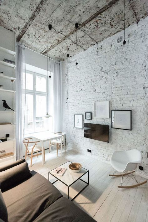 White Living Room Chairs, Brick Wall Living Room, Brick Living Room, Brick Room, Minimalist Dekor, Trendy Living Rooms, 아파트 인테리어, Brick Walls, White Brick