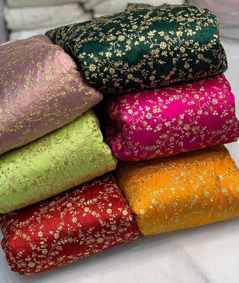 Silk Material Fabrics, Blouse For Saree, Clothing Fabric Patterns, Red Bridal Lehenga, Fabric Forever, Blouse Sari, Indian Wedding Lehenga, Stylish Kurtis Design, Blouse Indian