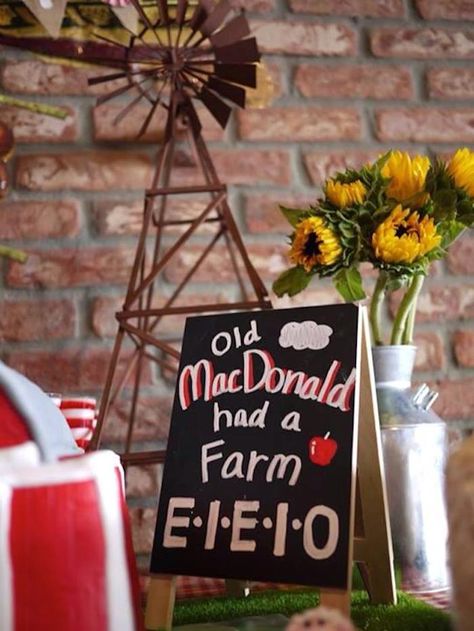 Old McDonald Farm themed birthday party via Kara's Party Ideas KarasPartyIdeas.com Cake, decor, favors, printables, supplies, etc. #farmparty #oldmcdonald #barnyardparty (3) Old Macdonald Birthday, Mcdonalds Birthday Party, Farmyard Party, Sheep Cupcakes, Barn Cake, Barnyard Bash, Covered Marshmallows, Barnyard Theme, Old Mcdonald