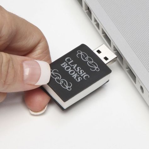 USB drive with 3000 free classic books  - no extra software needed to open and read them. Library Assistant, Clever Gift, Take My Money, Pen Drive, Usb Drive, Usb Stick, Book Nooks, Classic Books, I Love Books