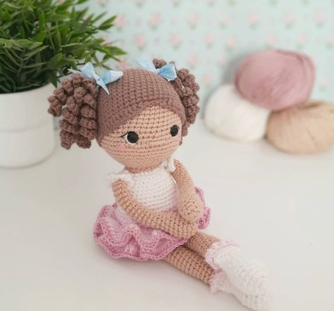 Amigurumi Amelia Doll Free Crochet Pattern - Amigurumi Crochet Stocking Pattern Free, Doll Free Crochet Pattern, Doll Amigurumi Free Pattern, Crochet Toys Free Patterns, Crochet Doll Tutorial, Crochet Dolls Free Patterns, Plushie Patterns, Crochet Amigurumi Free Patterns, Crochet Amigurumi Free