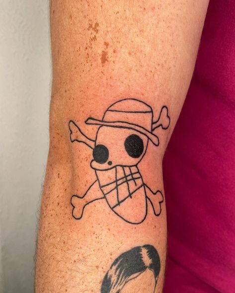 Luffy's Hat Tattoo, Minimal One Piece Tattoo, One Piece Tattoos Small, Simple One Piece Tattoo, Luffy Hat Tattoo, Volume Tattoo, One Piece Anime Tattoo Small, One Piece Symbols, Small One Piece Tattoo