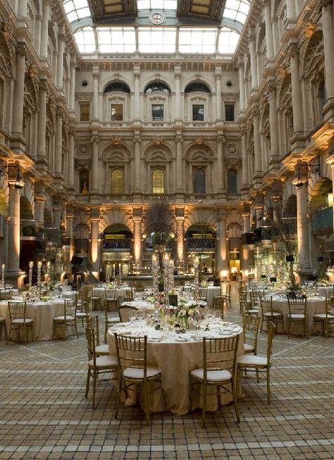 Glamorous Wedding Venue, London Wedding Venues, Wedding Venues Uk, Yosemite Wedding, London Venues, Dream Wedding Venues, The Courtyard, Greater London, Las Vegas Weddings